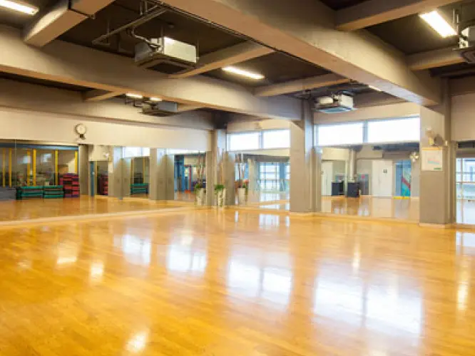 人気プログラム多数のスタジオエリア