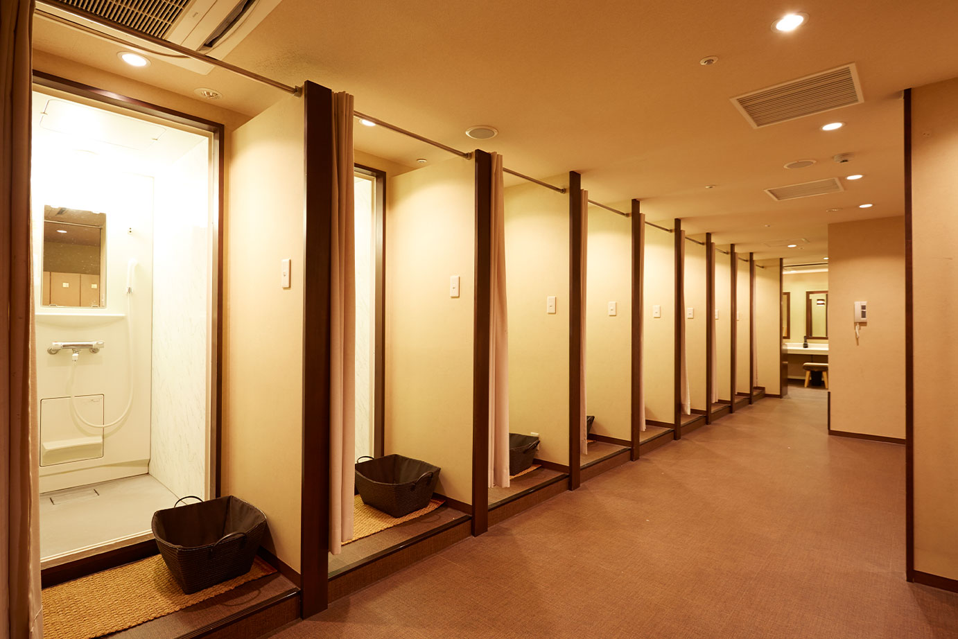 シャワールーム