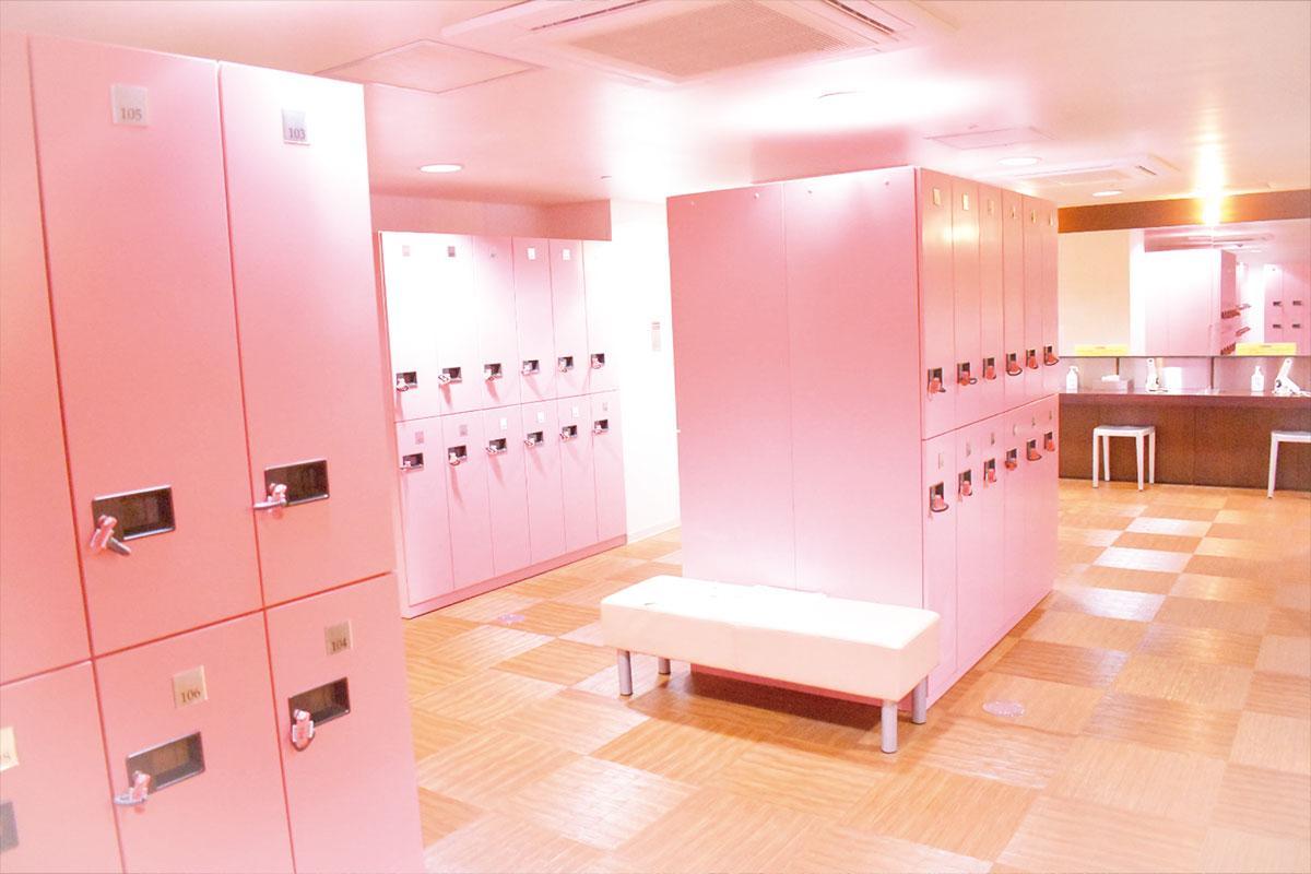 ロッカールーム